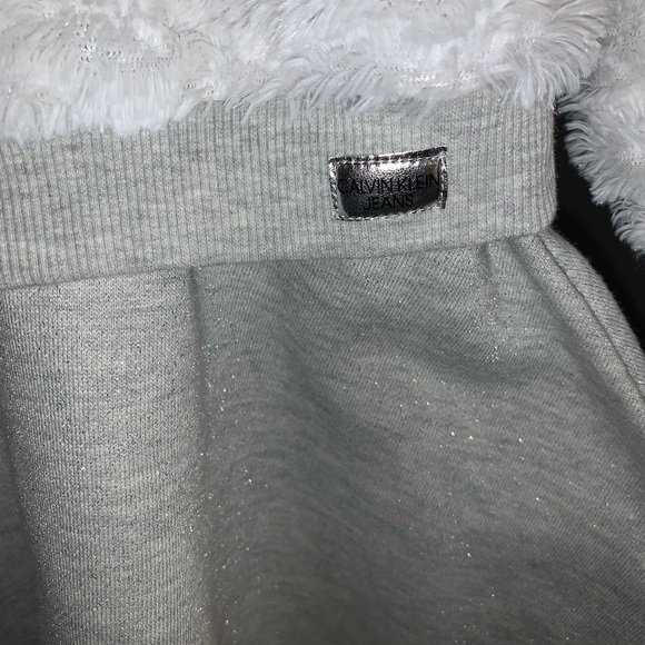 Toddler girl Calvin Klein dress size 4T - Picture 2 of 4